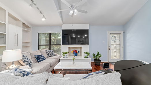 Houston 2-story, 2-bed 13967 Hollowgreen Drive-idx