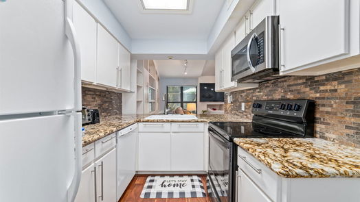 Houston 2-story, 2-bed 13967 Hollowgreen Drive-idx