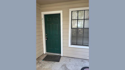 Houston 1-story, 2-bed 12660 Ashford Point Drive 211-idx