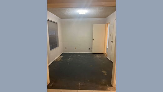 Houston 1-story, 2-bed 12660 Ashford Point Drive 211-idx