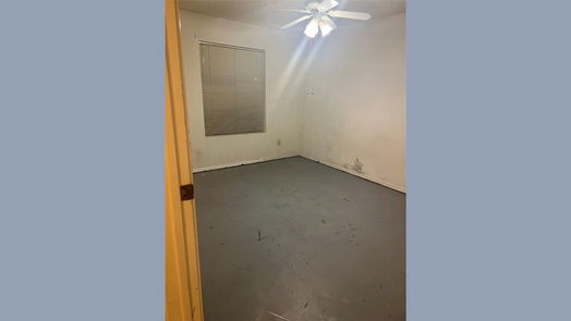 Houston 1-story, 2-bed 12660 Ashford Point Drive 211-idx