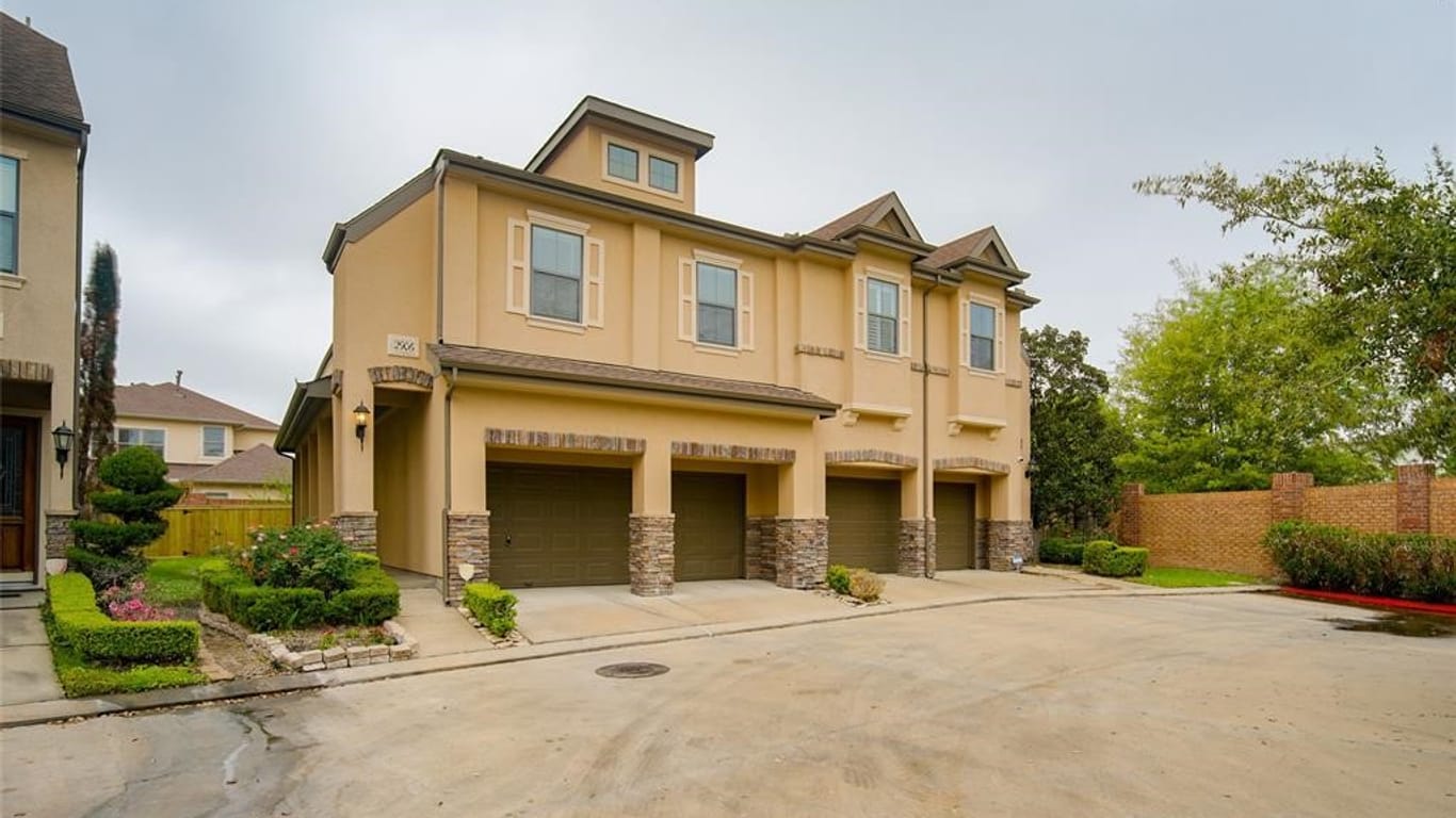 Houston 2-story, 3-bed 2906 Royal Oaks Crest-idx