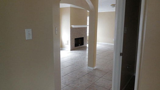 Houston 2-story, 4-bed 4050 Westermill Drive-idx