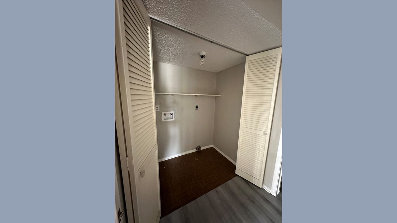 Houston 1-story, 3-bed 2932 Meadowgrass Lane 151-idx