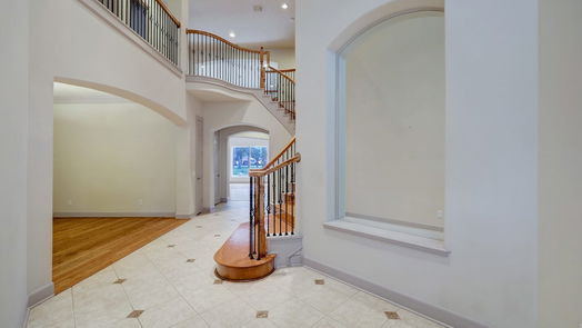 Houston 2-story, 5-bed 3331 Louvre Lane-idx