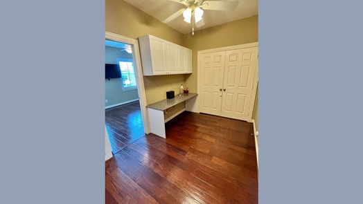 Houston 2-story, 2-bed 2851 Windy Thicket Lane-idx