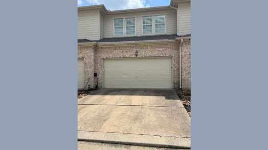 Houston 2-story, 2-bed 2851 Windy Thicket Lane-idx