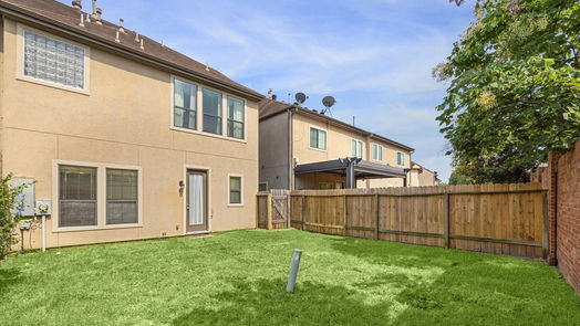 Houston 3-story, 3-bed 2914 Royal Oaks Crest-idx