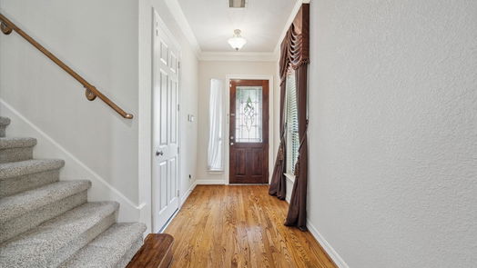 Houston 3-story, 3-bed 2914 Royal Oaks Crest-idx