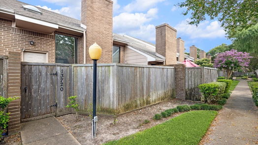 Houston 2-story, 2-bed 13720 Hollowgreen Drive 706-idx