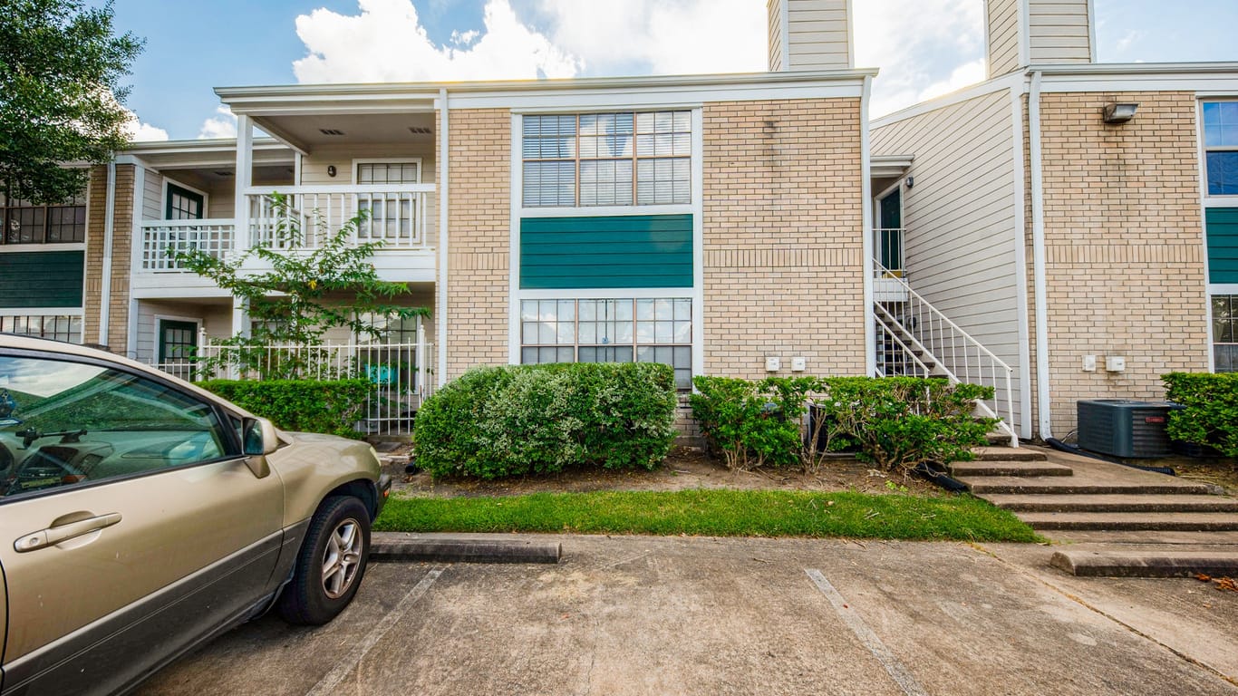 Houston 1-story, 2-bed 12660 Ashford Point Drive 613-idx