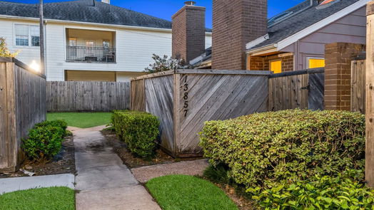 Houston 2-story, 2-bed 13857 Hollowgreen Drive-idx