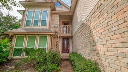 Houston 2-story, 3-bed 3106 Hollow Creek Court-idx