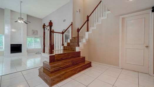 Houston 2-story, 3-bed 3106 Hollow Creek Court-idx