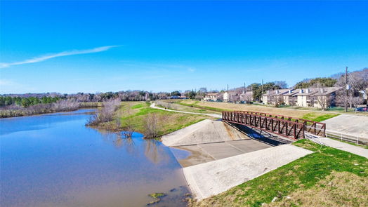 Houston 2-story, 3-bed 13810 Aspen Hollow Lane-idx