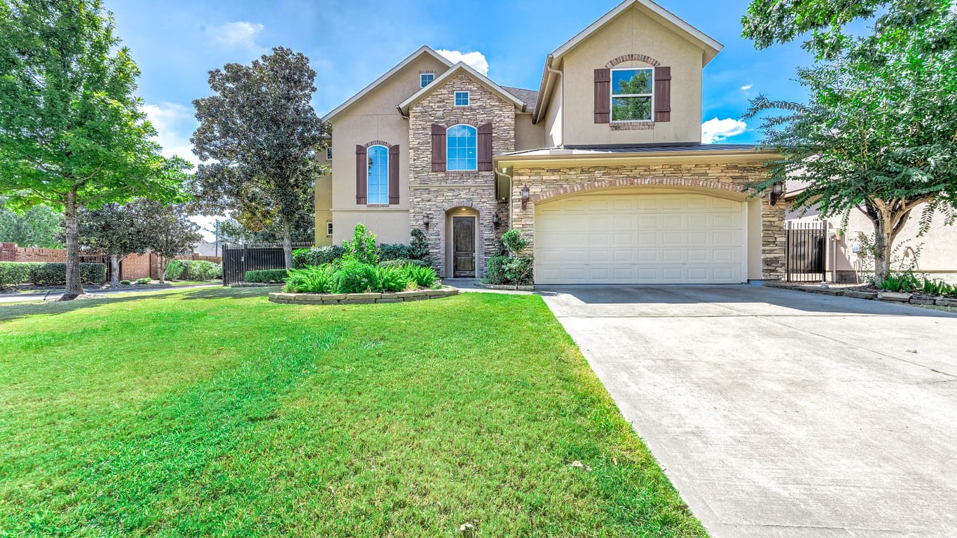 Houston 2-story, 4-bed 11203 Royal Chateau Lane-idx