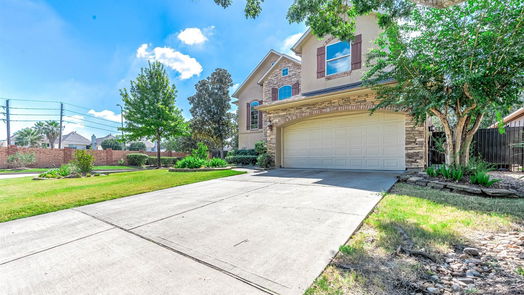 Houston 2-story, 4-bed 11203 Royal Chateau Lane-idx