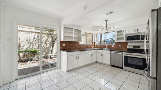 Houston 2-story, 3-bed 2828 Windchase Boulevard-idx