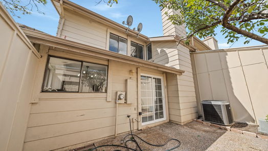 Houston 2-story, 3-bed 2828 Windchase Boulevard-idx