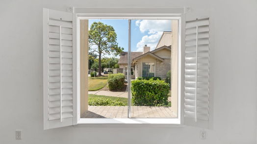 Houston 2-story, 3-bed 2828 Windchase Boulevard-idx