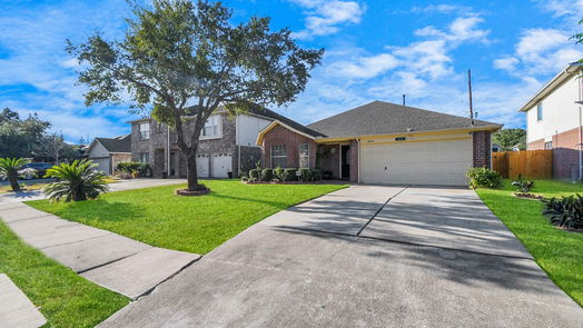 Houston null-story, 3-bed 16010 Crested Green Drive-idx