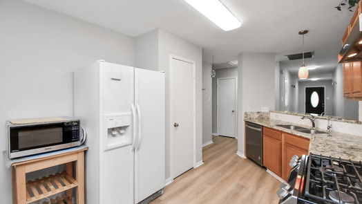 Houston null-story, 3-bed 16010 Crested Green Drive-idx