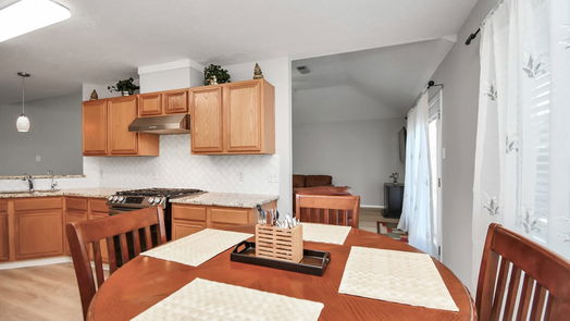 Houston null-story, 3-bed 16010 Crested Green Drive-idx