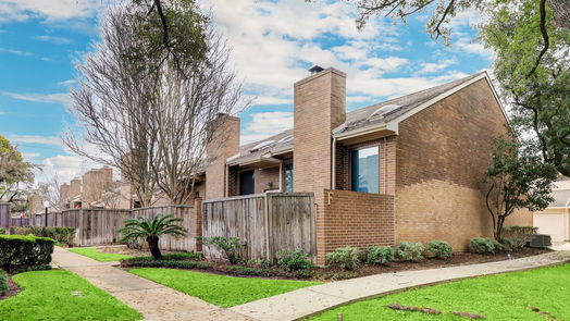 Houston 2-story, 2-bed 13804 HOLLOWGREEN Drive 33/308-idx