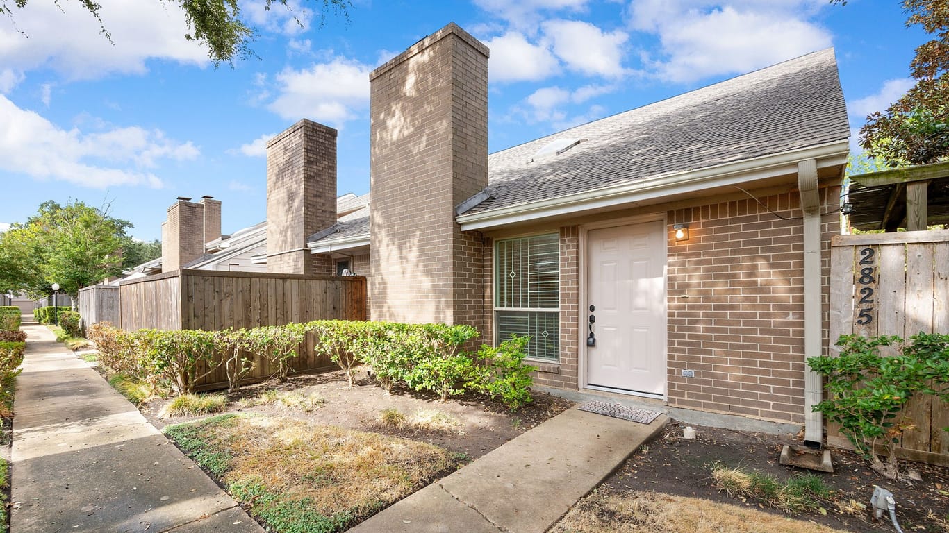 Houston 2-story, 2-bed 2825 Panagard Drive 39-idx