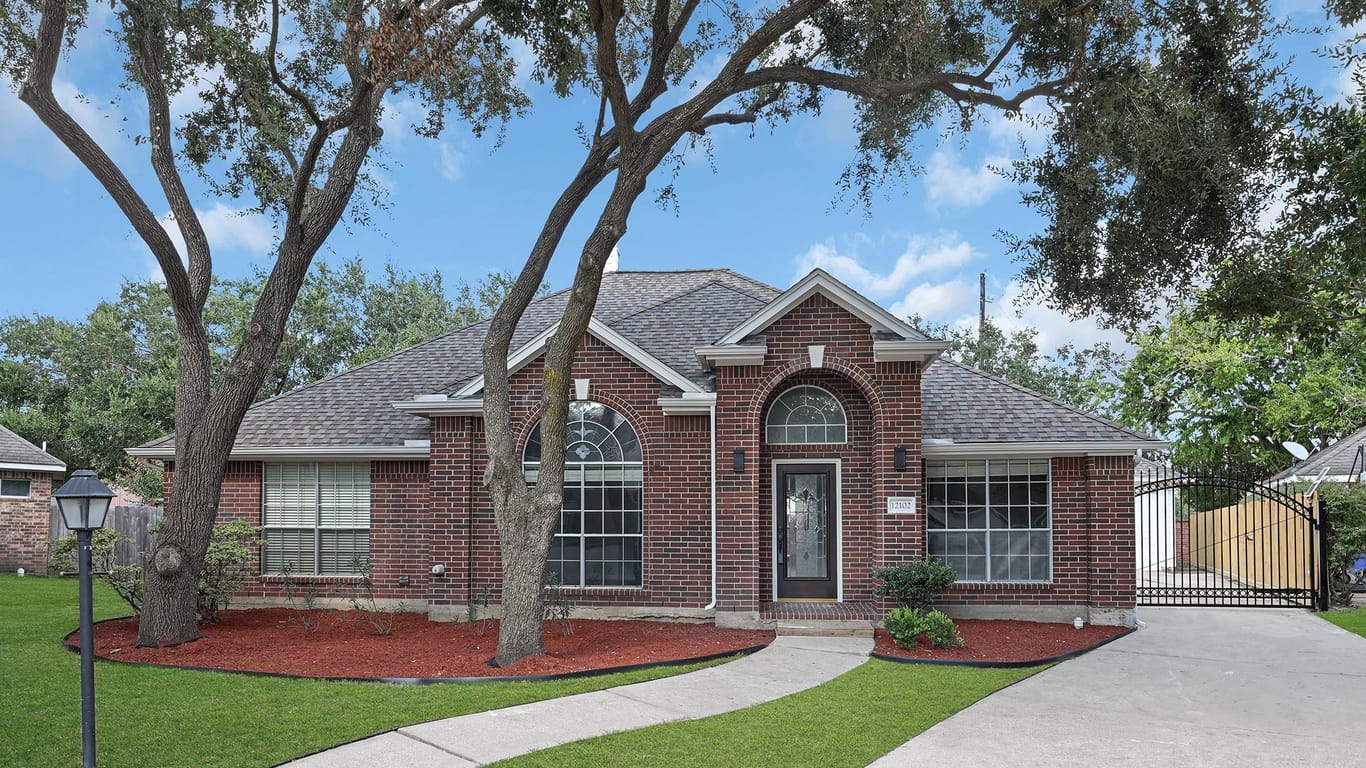 Houston null-story, 4-bed 12102 Shadowpoint Drive-idx