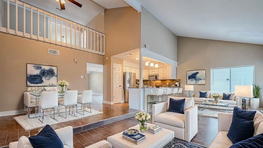 Houston 2-story, 4-bed 13618 Braeswest Drive-idx