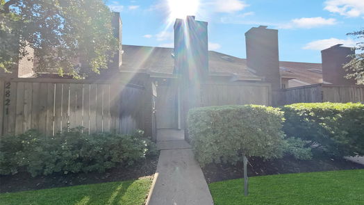 Houston 2-story, 1-bed 2819 Panagard Drive 38-idx