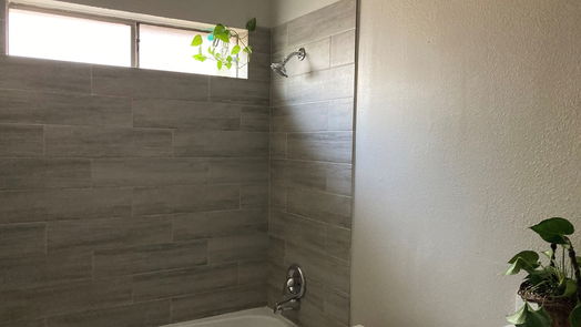 Houston 1-story, 4-bed 7907 ADDICKS CLODINE Road-idx