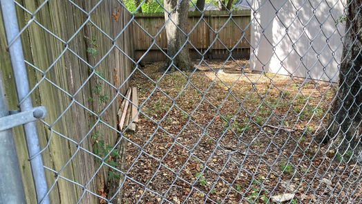 Houston 1-story, 4-bed 7907 ADDICKS CLODINE Road-idx