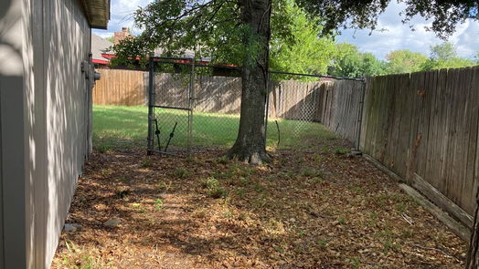 Houston 1-story, 4-bed 7907 ADDICKS CLODINE Road-idx