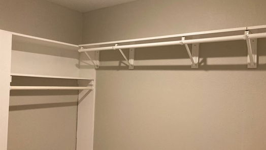 Houston 1-story, 4-bed 7907 ADDICKS CLODINE Road-idx