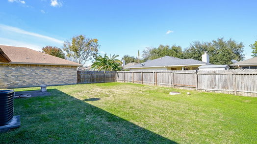 Houston 1-story, 3-bed 15402 Wildwood Glen Drive-idx