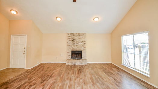 Houston 1-story, 3-bed 15402 Wildwood Glen Drive-idx