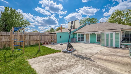 Houston 1-story, 3-bed 9211 Bollingbrook Drive-idx