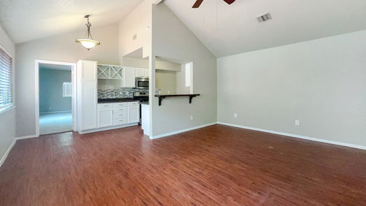 Houston 1-story, 3-bed 8431 Ashlawn Drive-idx