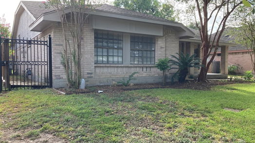 Houston 1-story, 4-bed 7907 ADDICKS CLODINE Road-idx