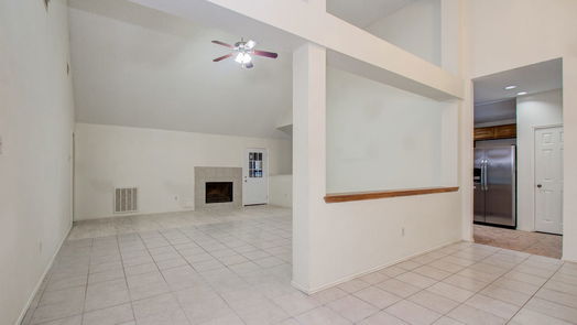 Houston 1-story, 3-bed 6906 Lynkat Lane-idx