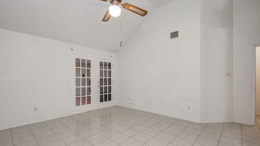 Houston 1-story, 3-bed 6906 Lynkat Lane-idx