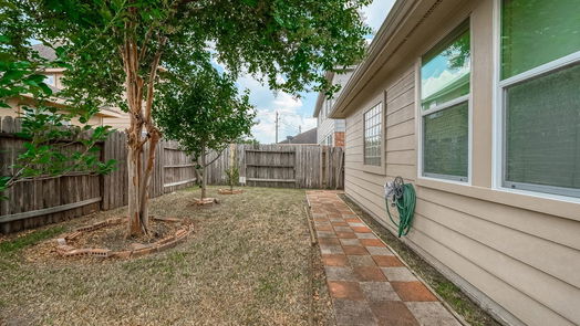 Houston 1-story, 4-bed 8923 Willow Wind Lane-idx