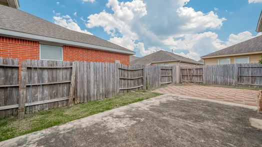 Houston 1-story, 4-bed 8923 Willow Wind Lane-idx