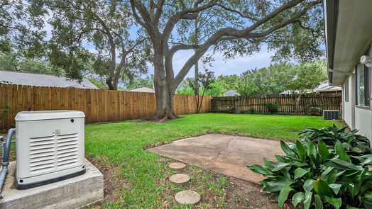 Houston 1-story, 3-bed 7911 Tamayo Drive-idx