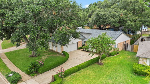 Houston 1-story, 3-bed 7911 Tamayo Drive-idx