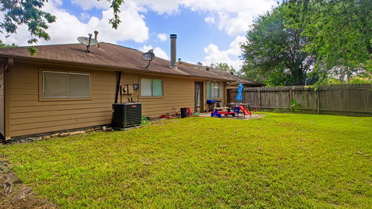 Houston 1-story, 3-bed 15307 Evergreen Place Drive-idx