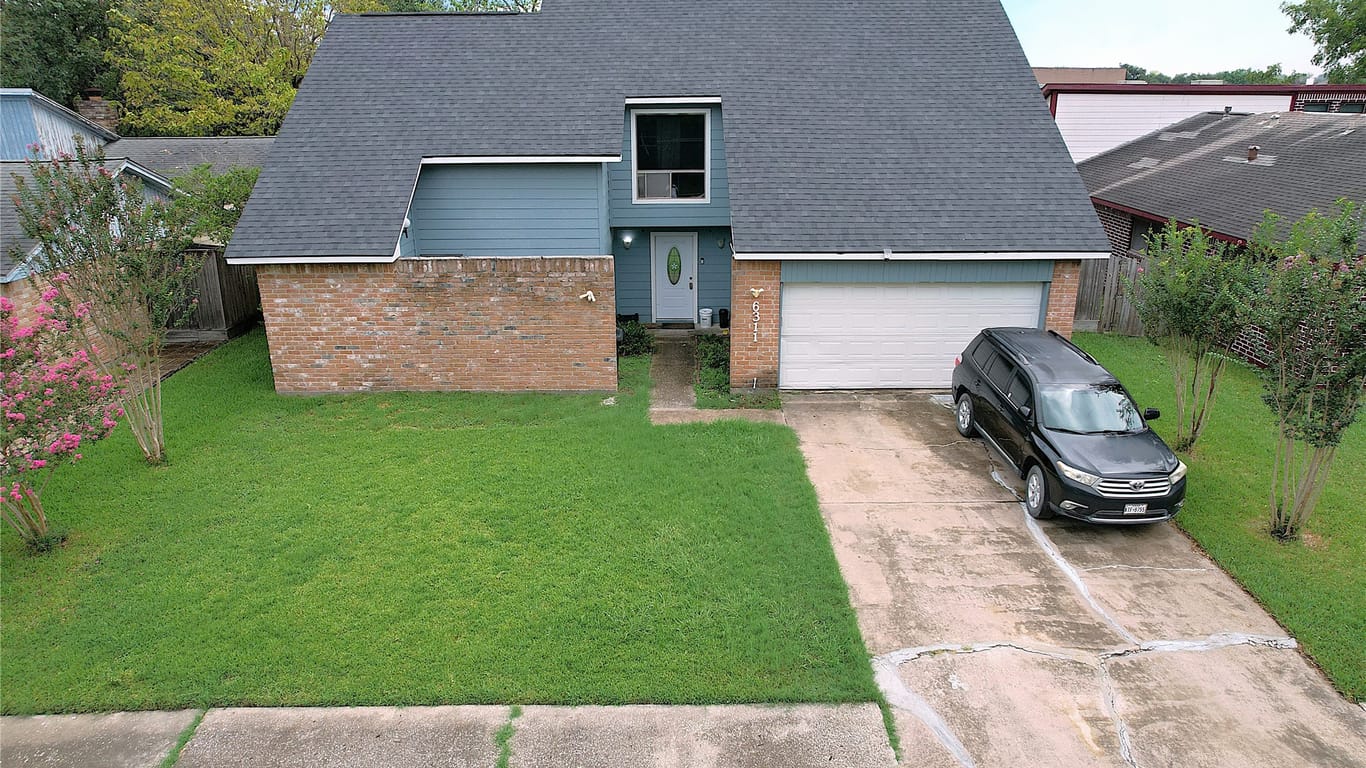 Houston 2-story, 4-bed 6311 Milfoil Lane-idx