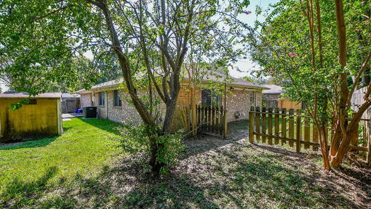 Houston 1-story, 4-bed 6923 Leandra Drive-idx